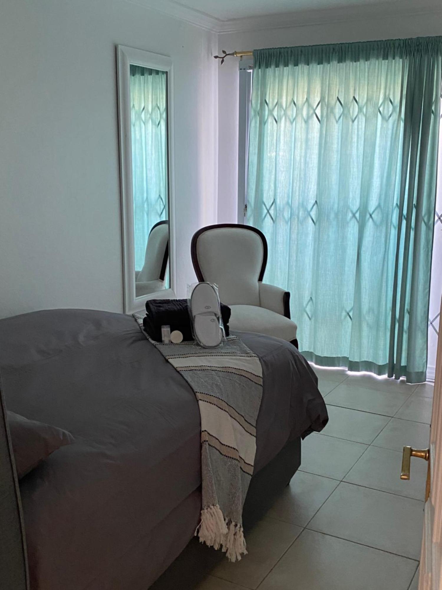 Bed And Breakfast Villa Livadia Kaapstad Buitenkant foto