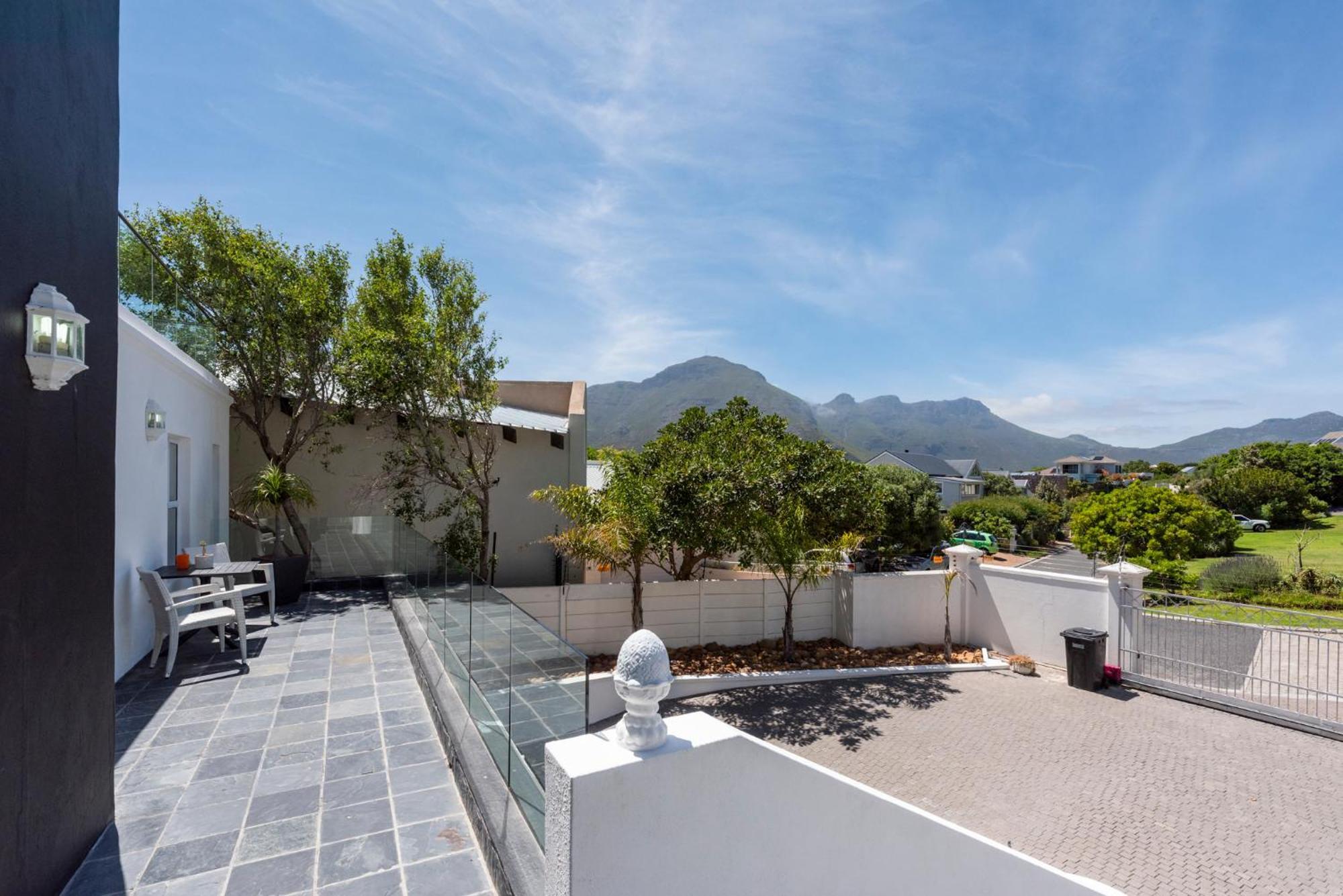 Bed And Breakfast Villa Livadia Kaapstad Buitenkant foto